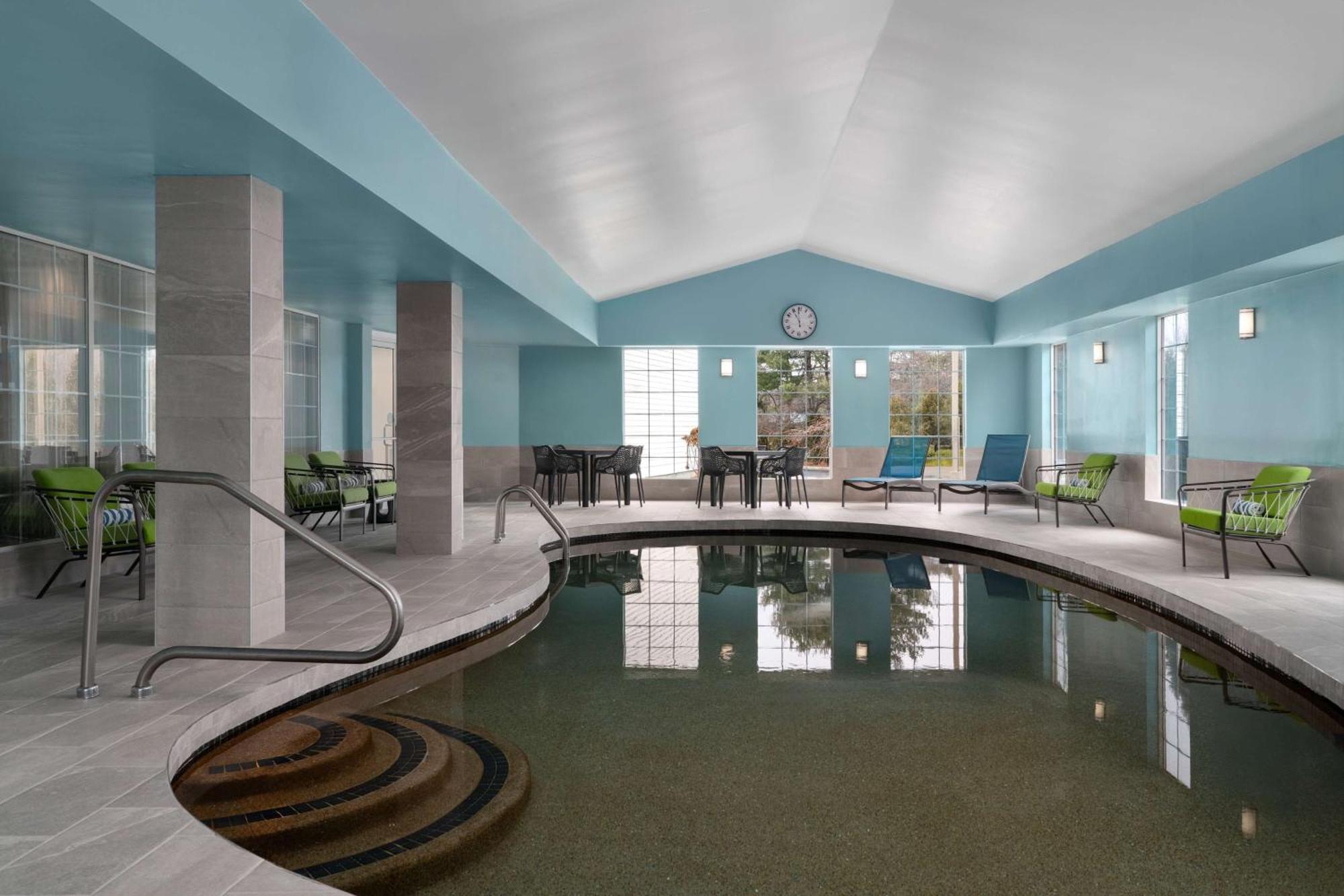Hampton Inn Sturbridge Exterior foto